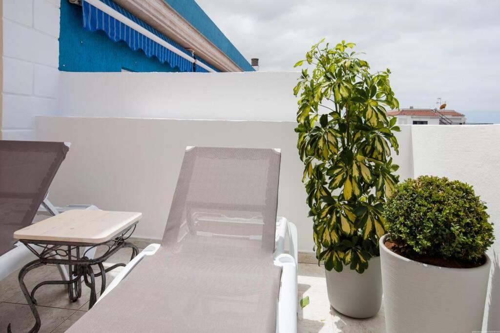 Apartment Laura Playa La Arena Puerto de Santiago (Tenerife) Exterior foto