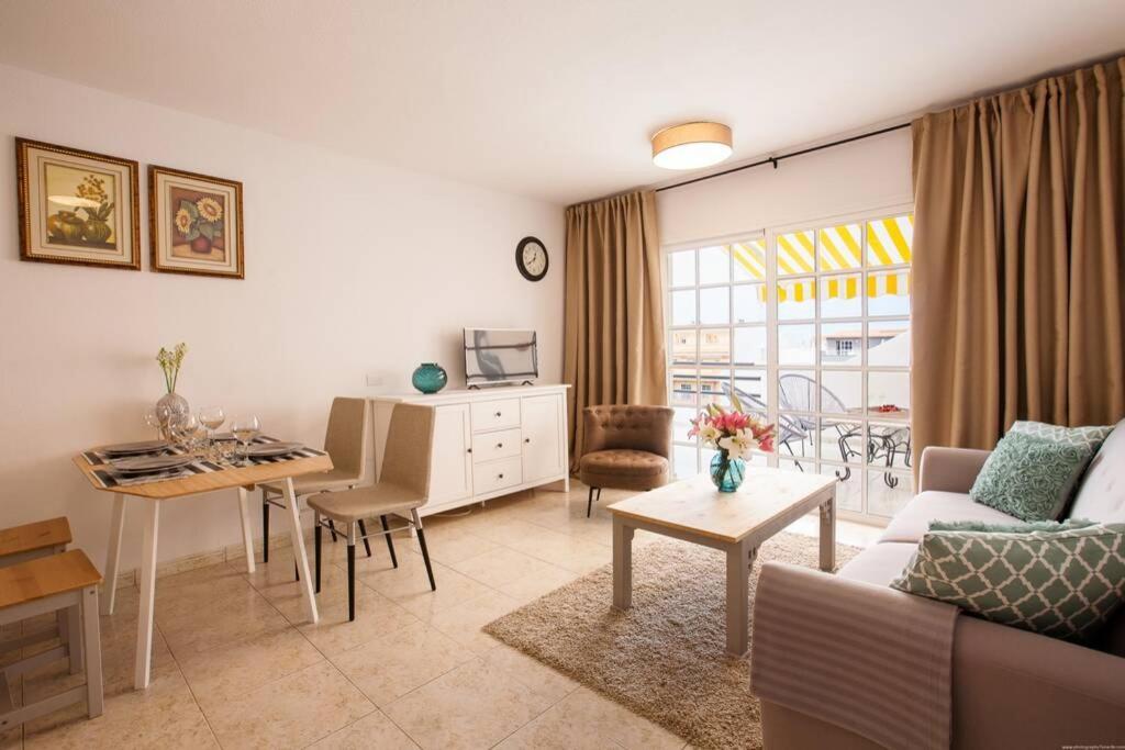 Apartment Laura Playa La Arena Puerto de Santiago (Tenerife) Exterior foto